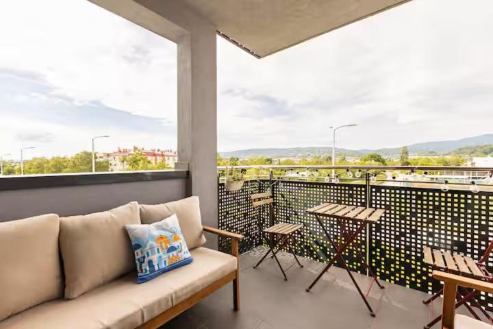 Eurorail Logistics Apartment Загреб Экстерьер фото