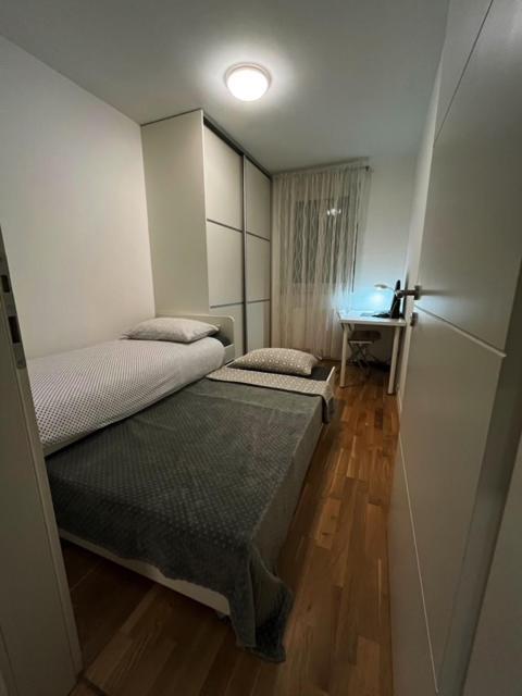 Eurorail Logistics Apartment Загреб Экстерьер фото